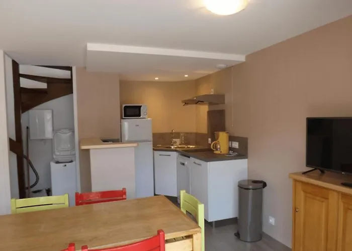 15 4-6 Personnes Puy Mary Ideal Pour Randonnees Et Vtt Apartment Le Claux